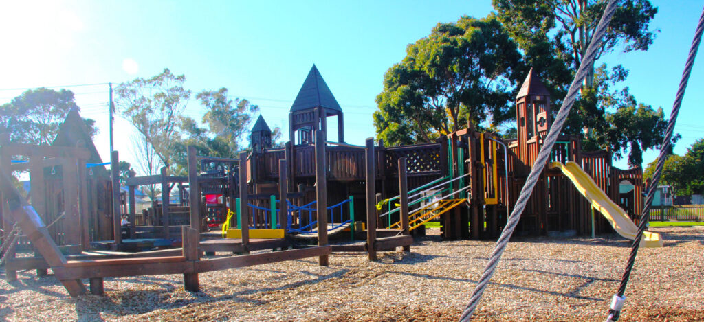 morwell castle park